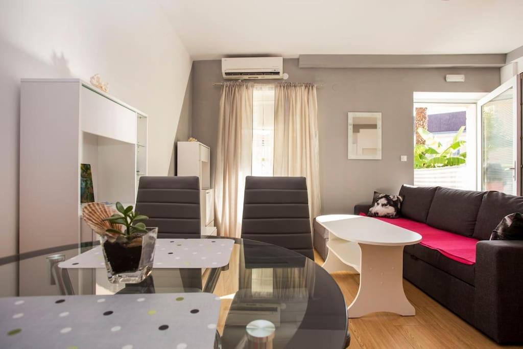 Апартаменты Apartman Den,Rovinj Oaza U Centru Grada I Besplatnim Parkingom Экстерьер фото